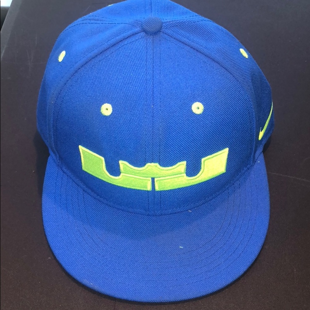 Lebron James hat